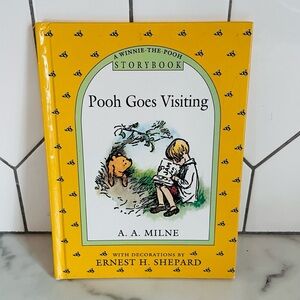 Vintage 1993 “Pooh Goes Visiting” A Winnie-The-Pooh Storybook, Hardcover